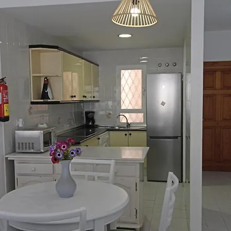 Carihuela Beach Apartment, 2Nd Line Torremolinos Buitenkant foto