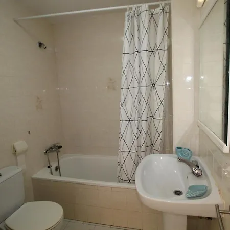 Carihuela Beach Apartment, 2Nd Line Torremolinos Buitenkant foto