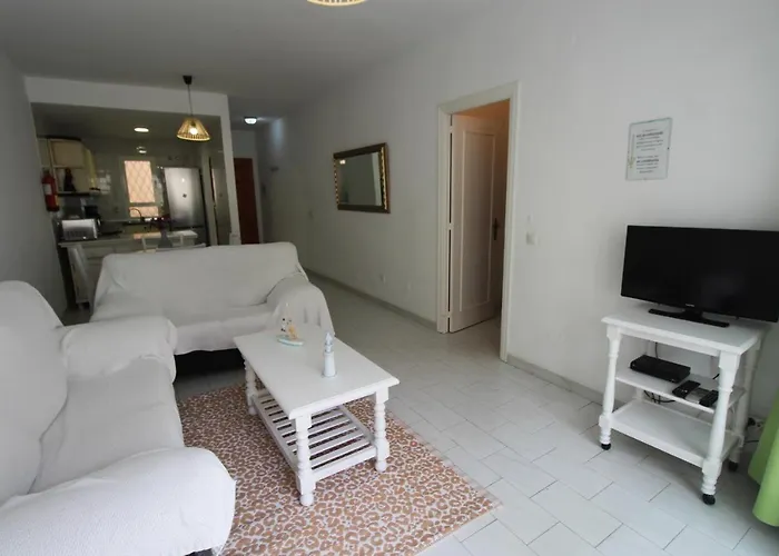Carihuela Beach Apartment, 2Nd Line